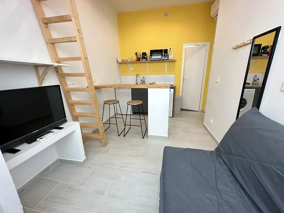Cosy Studio Avec Mezzanine Proche Ville Nice Apartamento