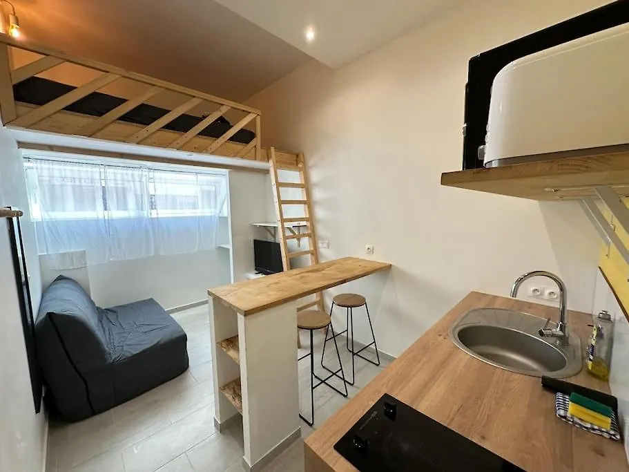 Cosy Studio Avec Mezzanine Proche Ville Nice França