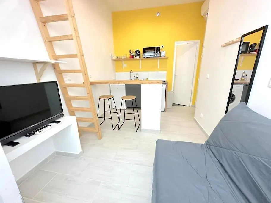 Cosy Studio Avec Mezzanine Proche Ville Nice