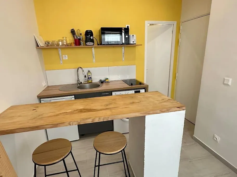 Cosy Studio Avec Mezzanine Proche Ville Nice Apartamento
